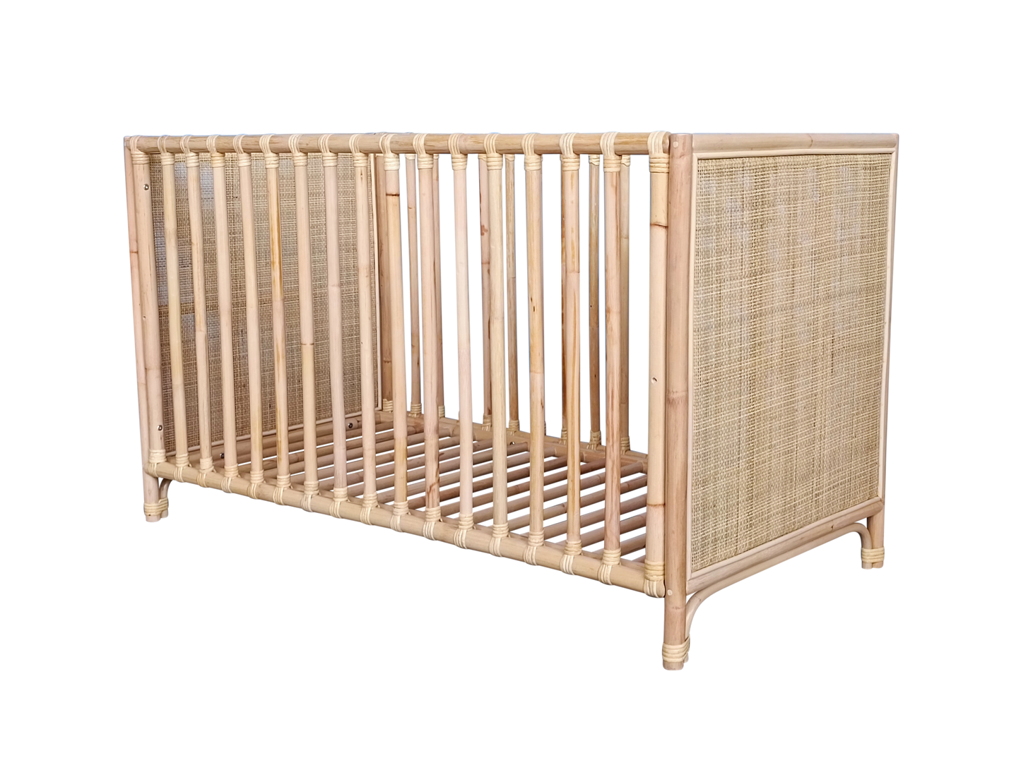 Theo Bebe Nemo Evolutive Rattan Cot- Natural