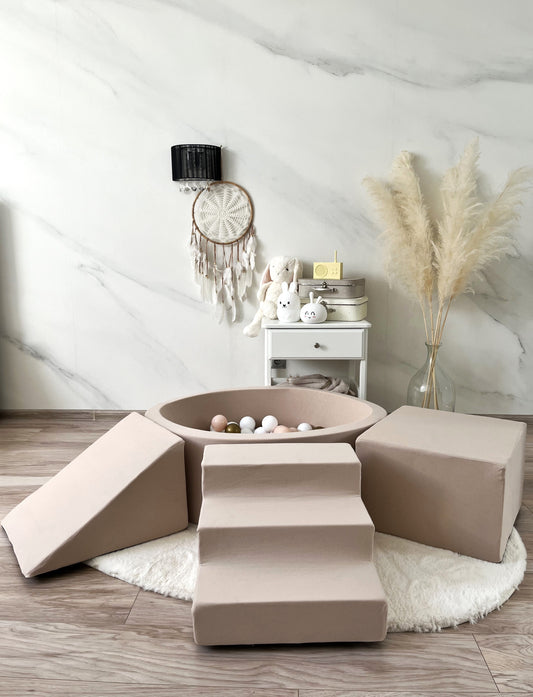 Beige Foam Soft Play & Ball Pit - 200 Balls